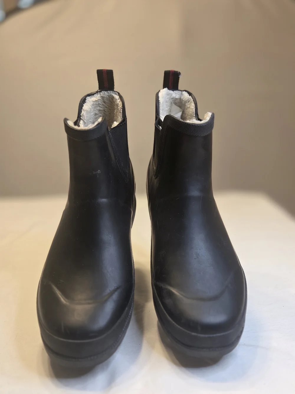 Tretorn Black Chelsea-Style Waterproof Boots with Shearling Collar